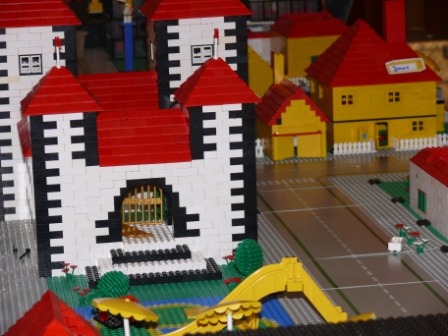 Stadt aus Lego-Steinen 2011