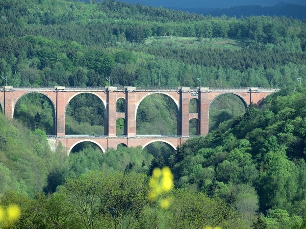 Elstertalbrücke