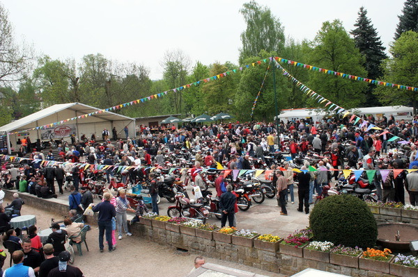 Jawa-Treffen auf der Schloßinsel Rodewisch