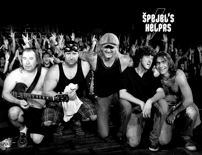 Spejbl´s Helprs - Die AC/DC Show am 19.04.2024 im Comma
