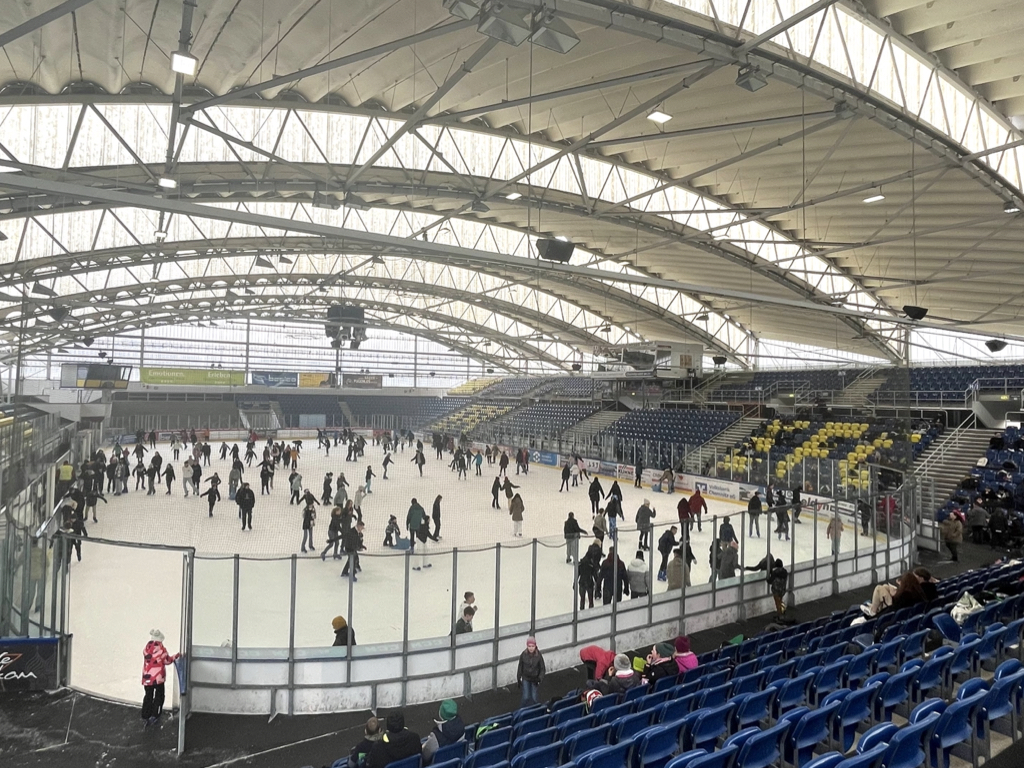 Eislaufen Chemnitz  Galerie 25