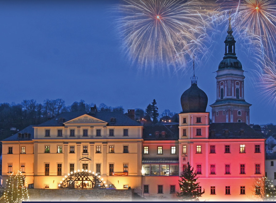 Feuerwerk zum WEihnachtsmarkt