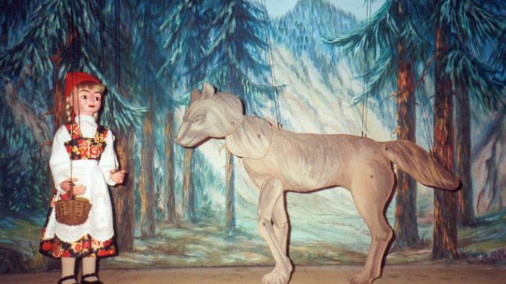 Rotkäppchen-Marionettentheater
